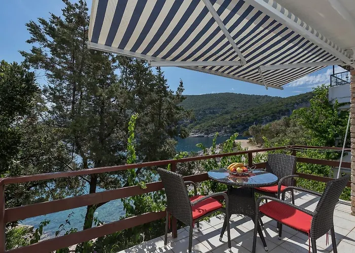 By The Sea Cove Pokrivenik, Hvar - 14345 Zastražišće